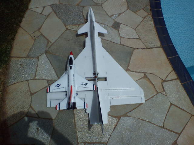 F-16_HK_Foto_03.jpg