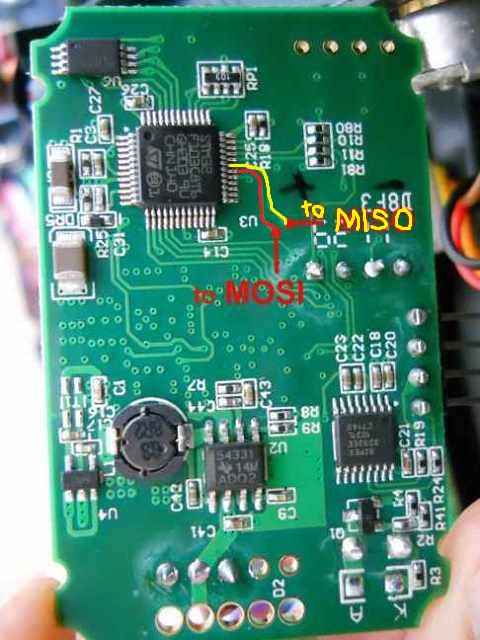 Placa do frsky DHT mostrando onde esta o MOSI e MISO, vista em melhor qualidade no link para o rcgroups acima