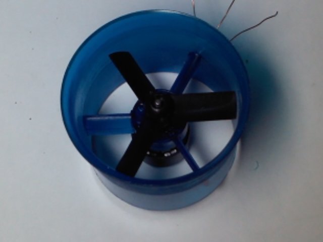 rotor de 3 pás e detalhe do imã duplo.